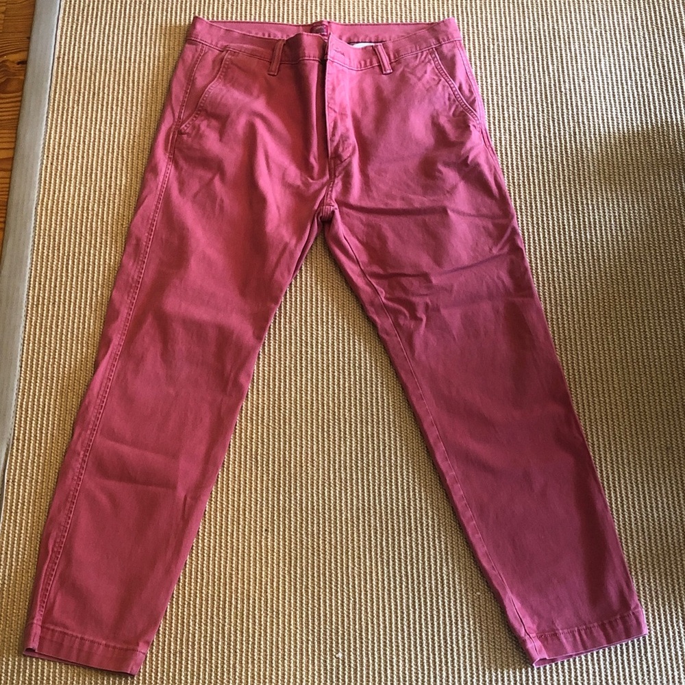 Levi's Slim Straight Men's Jeans in Rose Pink preowned Size 32-30